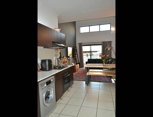 2 BEDROOM APARTMENT FOR SALE IN GREENSTONE HILL